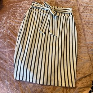 Striped pencil skirt